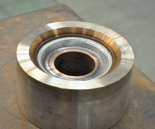 VERTICAL TIG CLADDING 04